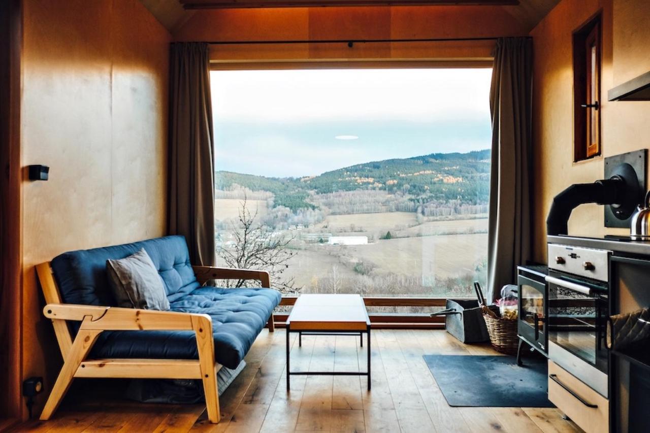 Tri Domky - Tiny Houses Depoltice Luaran gambar